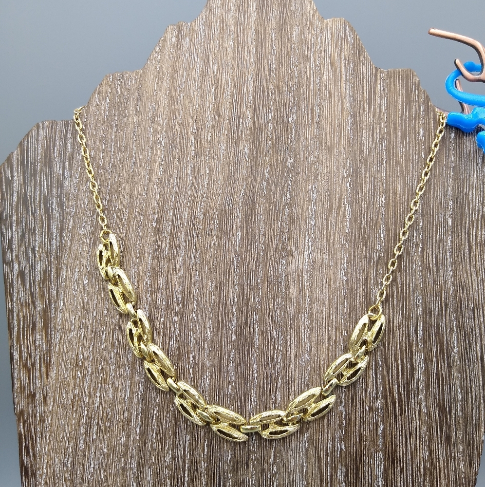 Gold tone Brushed Abstract Dual Link Necklace Vintage - Picture 1 of 13